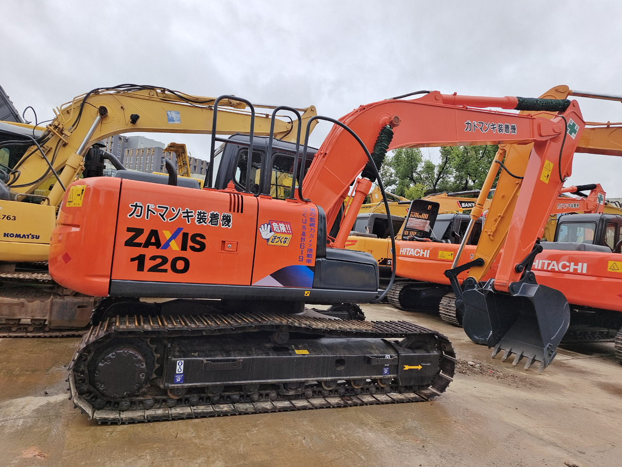 HITACHI ZX120 ZX 120 ZX200-3 - Crawler excavator: picture 1 HITACHI ZX120 ZX 120 ZX200-3 - Crawler excavator: picture 1