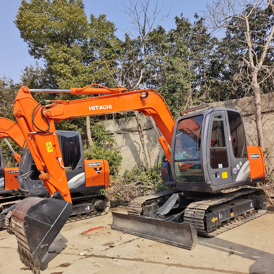 HITACHI ZX70 ZAXIS 70 - Mini excavator: picture 1 HITACHI ZX70 ZAXIS 70 - Mini excavator: picture 1