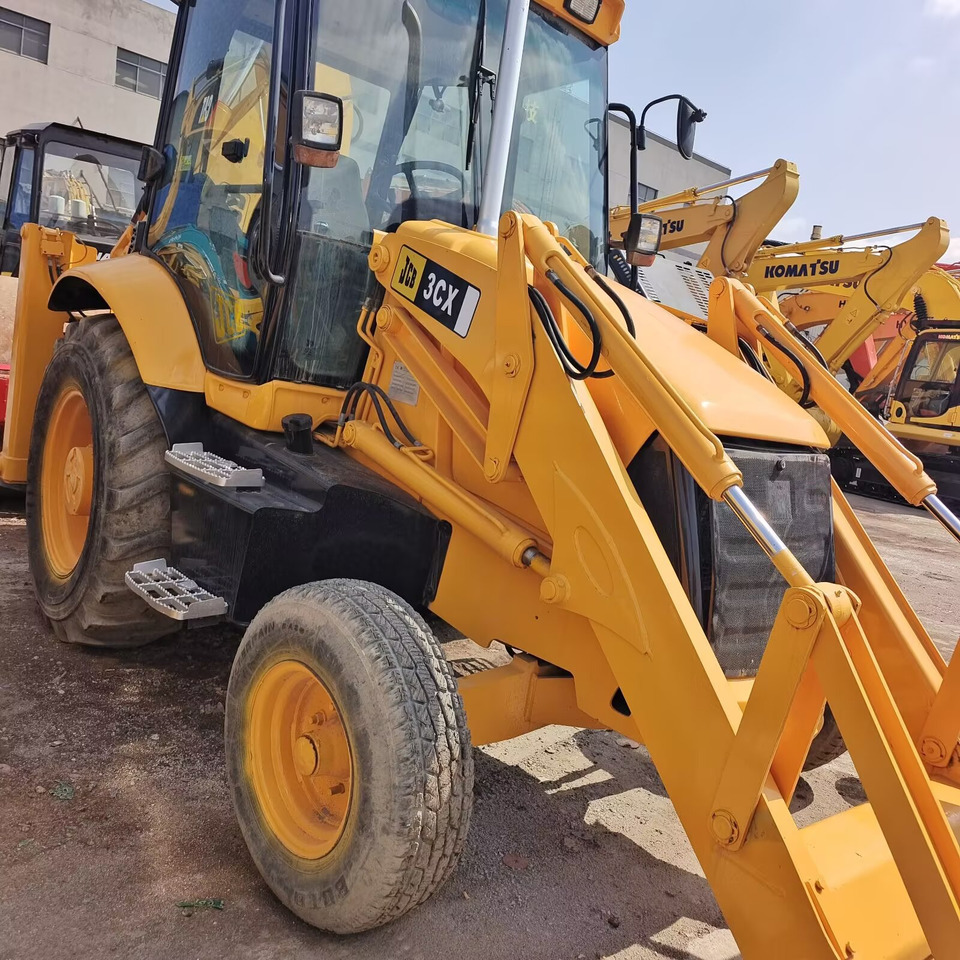 JCB 3CX MADE IN UK - Backhoe loader: picture 4 JCB 3CX MADE IN UK - Backhoe loader: picture 4