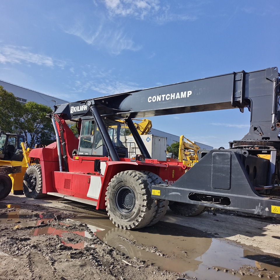 KALMAR DRT 450 - Reach stacker: picture 2 KALMAR DRT 450 - Reach stacker: picture 2