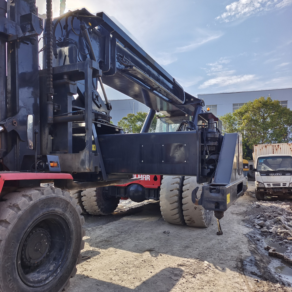 KALMAR DRT450 DRT DRD DRU 450 45 TON reach stacker - Reach stacker: picture 5 KALMAR DRT450 DRT DRD DRU 450 45 TON reach stacker - Reach stacker: picture 5