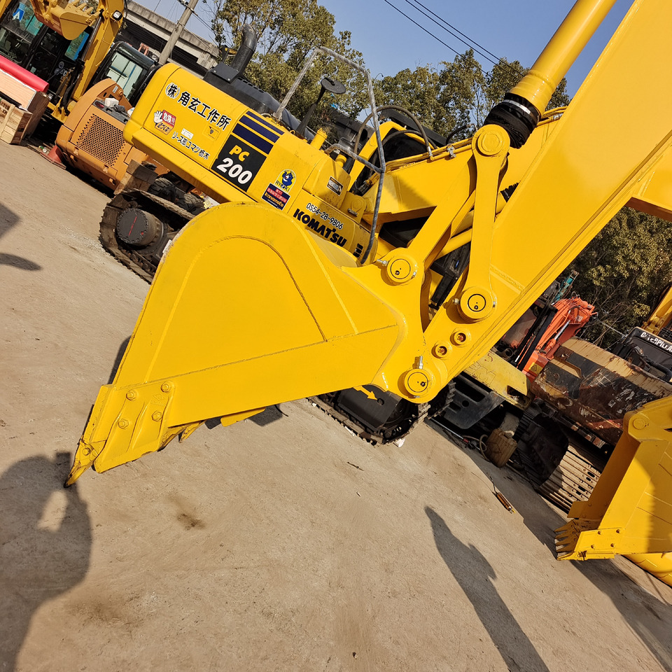 Crawler excavator KOMATSU PC200-8: picture 6 Crawler excavator KOMATSU PC200-8: picture 6