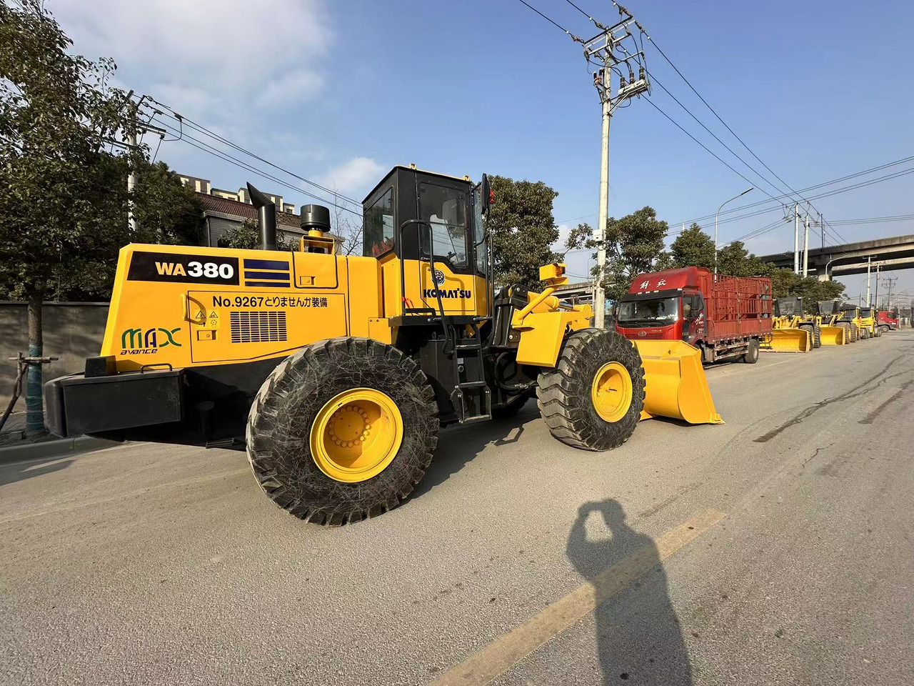 KOMATSU WA 380 - Wheel loader: picture 1 KOMATSU WA 380 - Wheel loader: picture 1