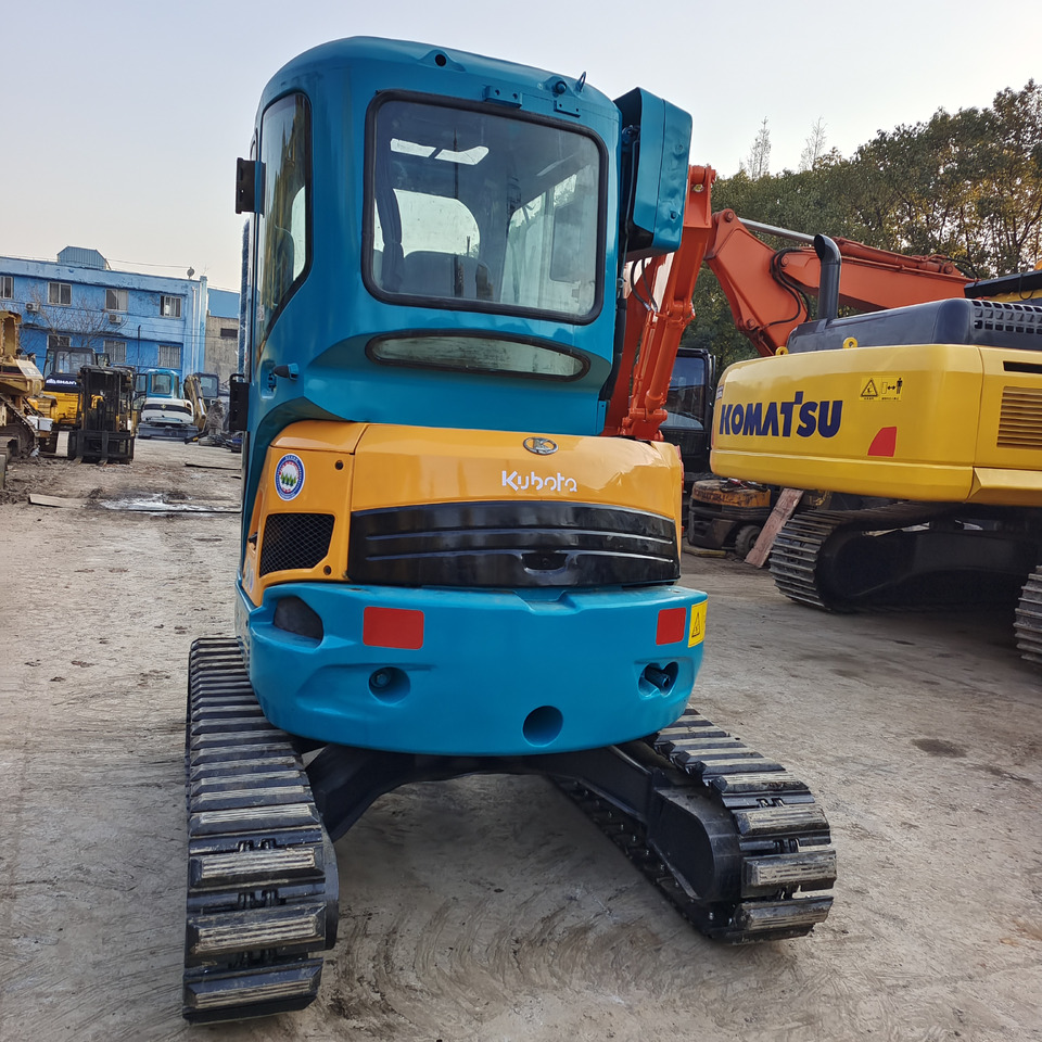 Mini excavator KUBOTA U35: picture 1