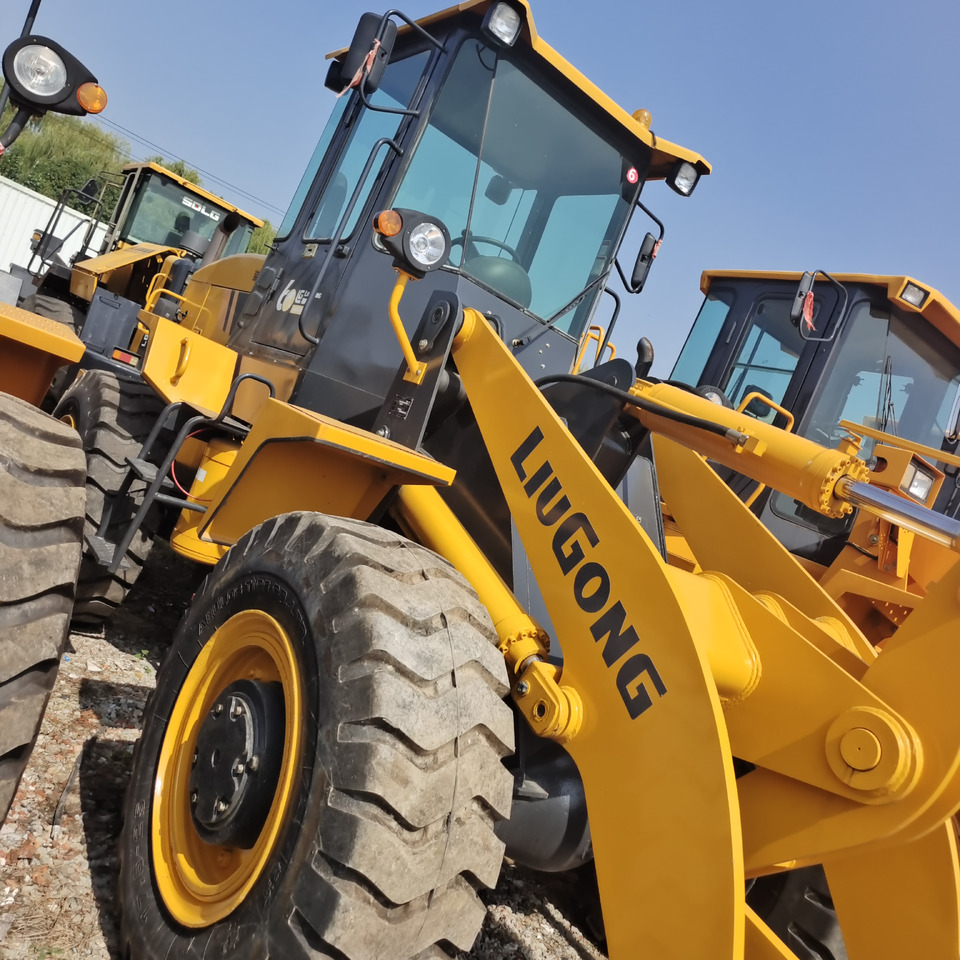 LIUGONG 836 - Wheel loader: picture 3 LIUGONG 836 - Wheel loader: picture 3