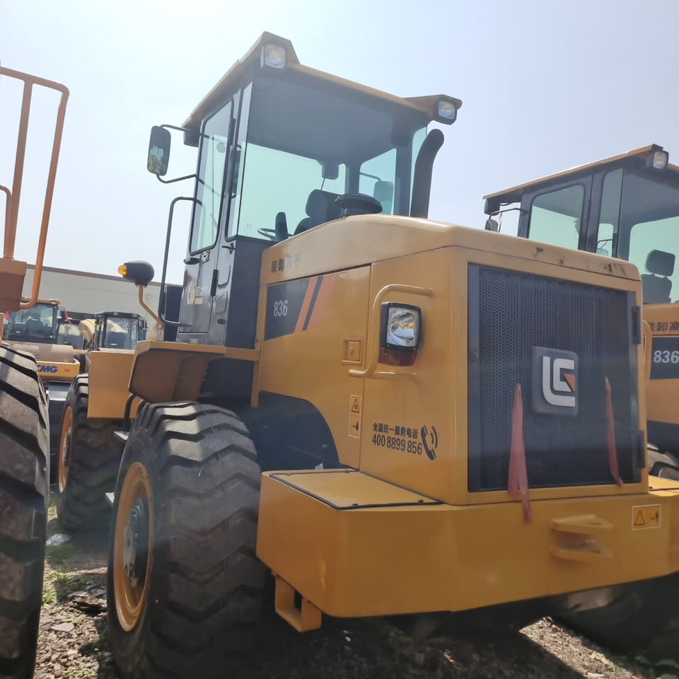 LIUGONG CLG 836 - Wheel loader: picture 5 LIUGONG CLG 836 - Wheel loader: picture 5