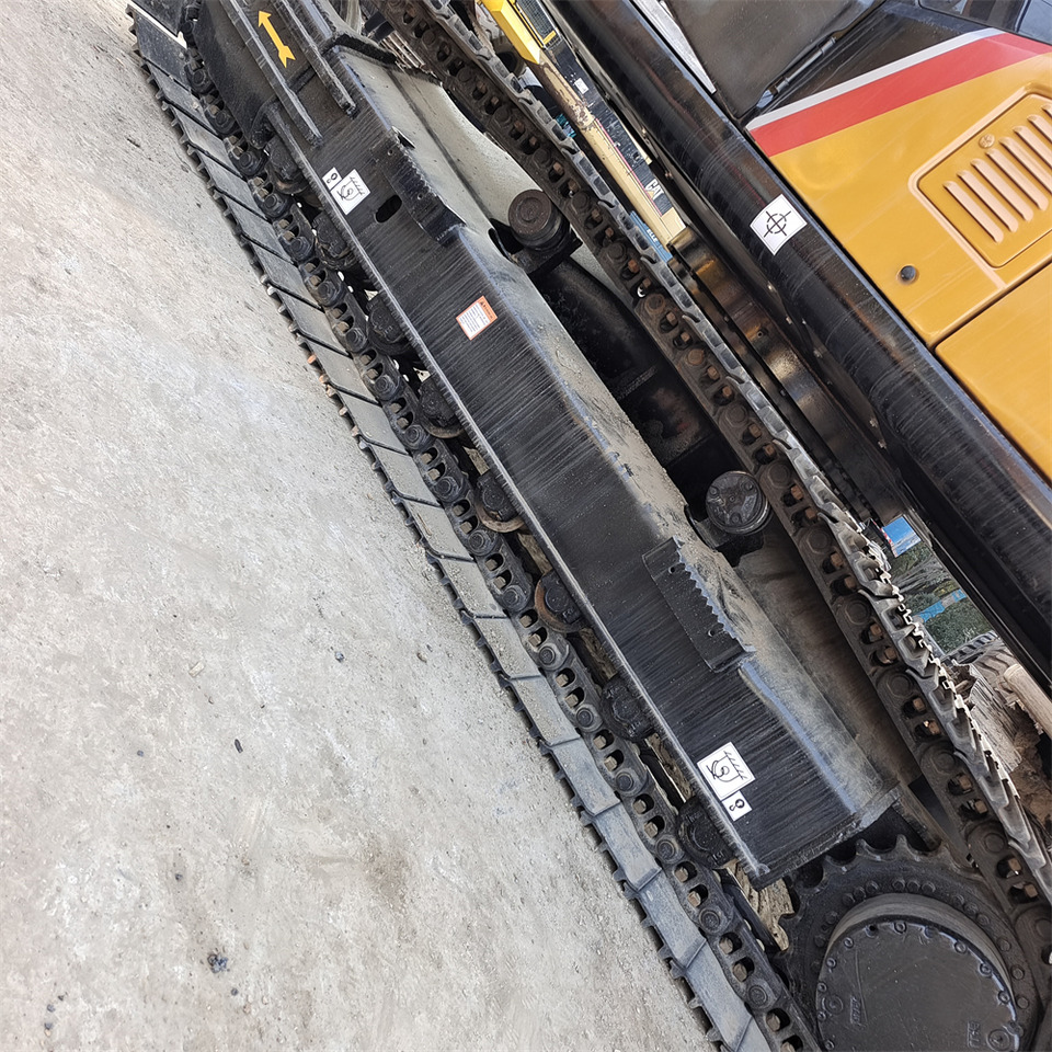 SANY SY 215C - 9 - Crawler excavator: picture 3 SANY SY 215C - 9 - Crawler excavator: picture 3