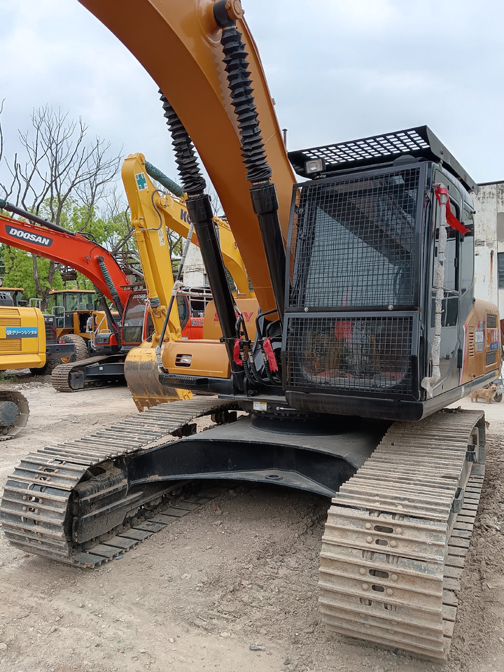 SANY SY 235H 235C - Crawler excavator: picture 4 SANY SY 235H 235C - Crawler excavator: picture 4