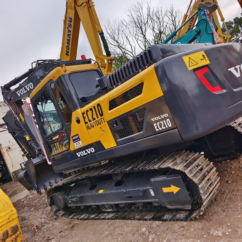 VOLVO EC210 EC210D EC210B EC380 - Crawler excavator: picture 1 VOLVO EC210 EC210D EC210B EC380 - Crawler excavator: picture 1