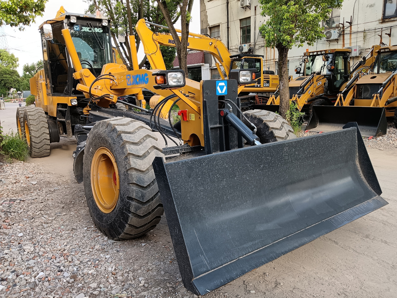 XCMG GR 2153 - Grader: picture 1 XCMG GR 2153 - Grader: picture 1