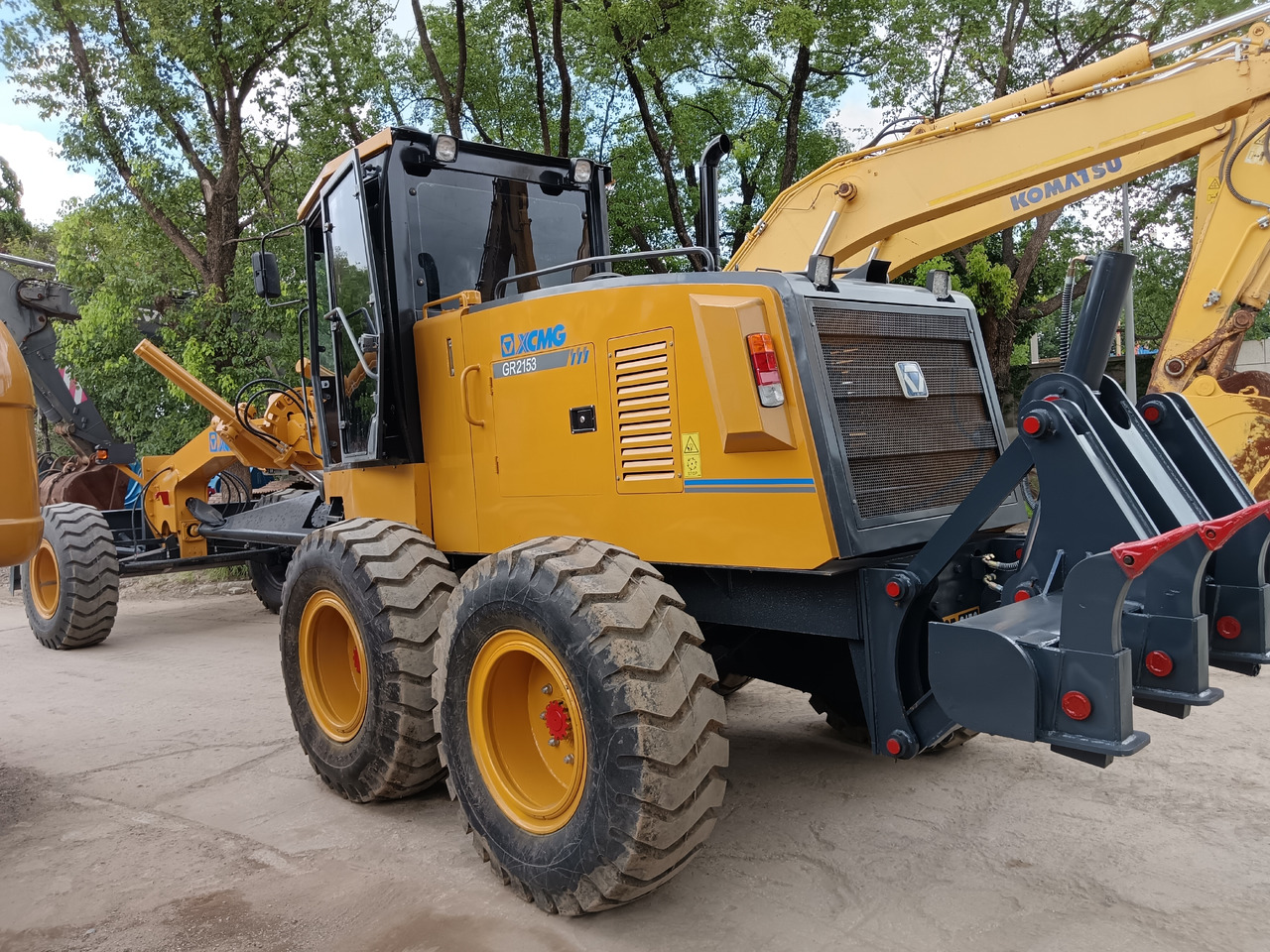 XCMG GR 2153 - Grader: picture 2 XCMG GR 2153 - Grader: picture 2