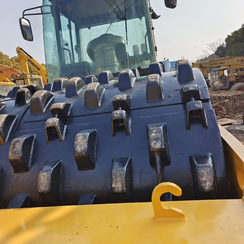 XCMG XS223J SHEEP FOOT PAD - Road roller: picture 3 XCMG XS223J SHEEP FOOT PAD - Road roller: picture 3