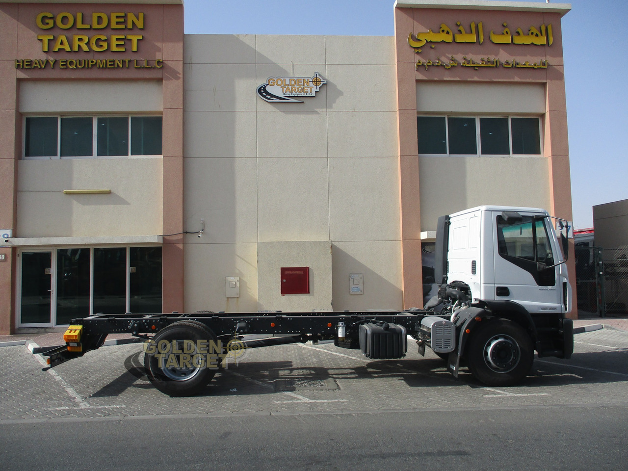 IVECO EUROCARGO 180E28 4x2 Chassis - Cab chassis truck: picture 5 IVECO EUROCARGO 180E28 4x2 Chassis - Cab chassis truck: picture 5
