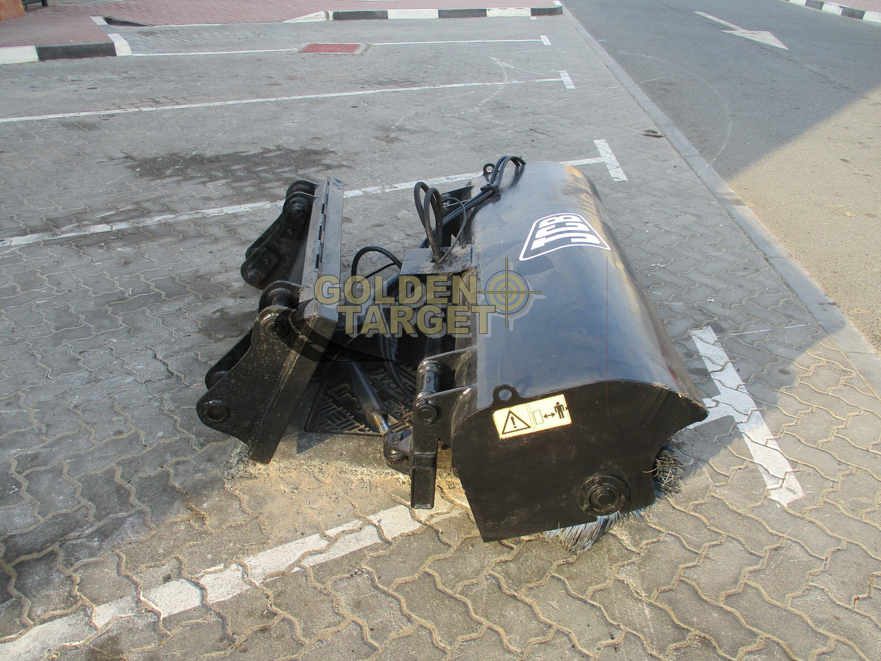 JCB Broom Attachment - Broom for Skid steer loader: picture 2 JCB Broom Attachment - Broom for Skid steer loader: picture 2