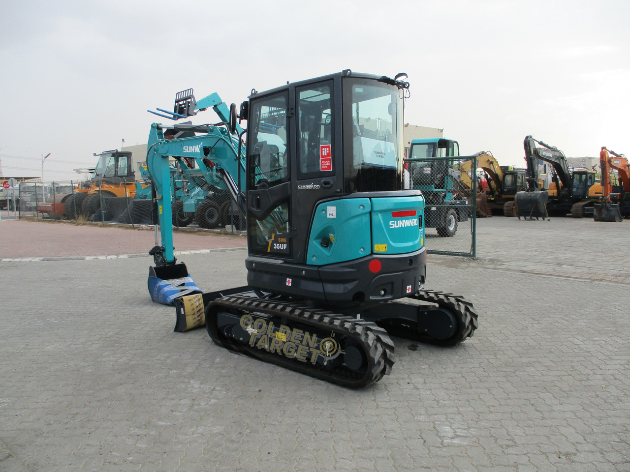 SUNWARD SWE35UF Mini Hydraulic Excavator - Mini excavator: picture 4 SUNWARD SWE35UF Mini Hydraulic Excavator - Mini excavator: picture 4