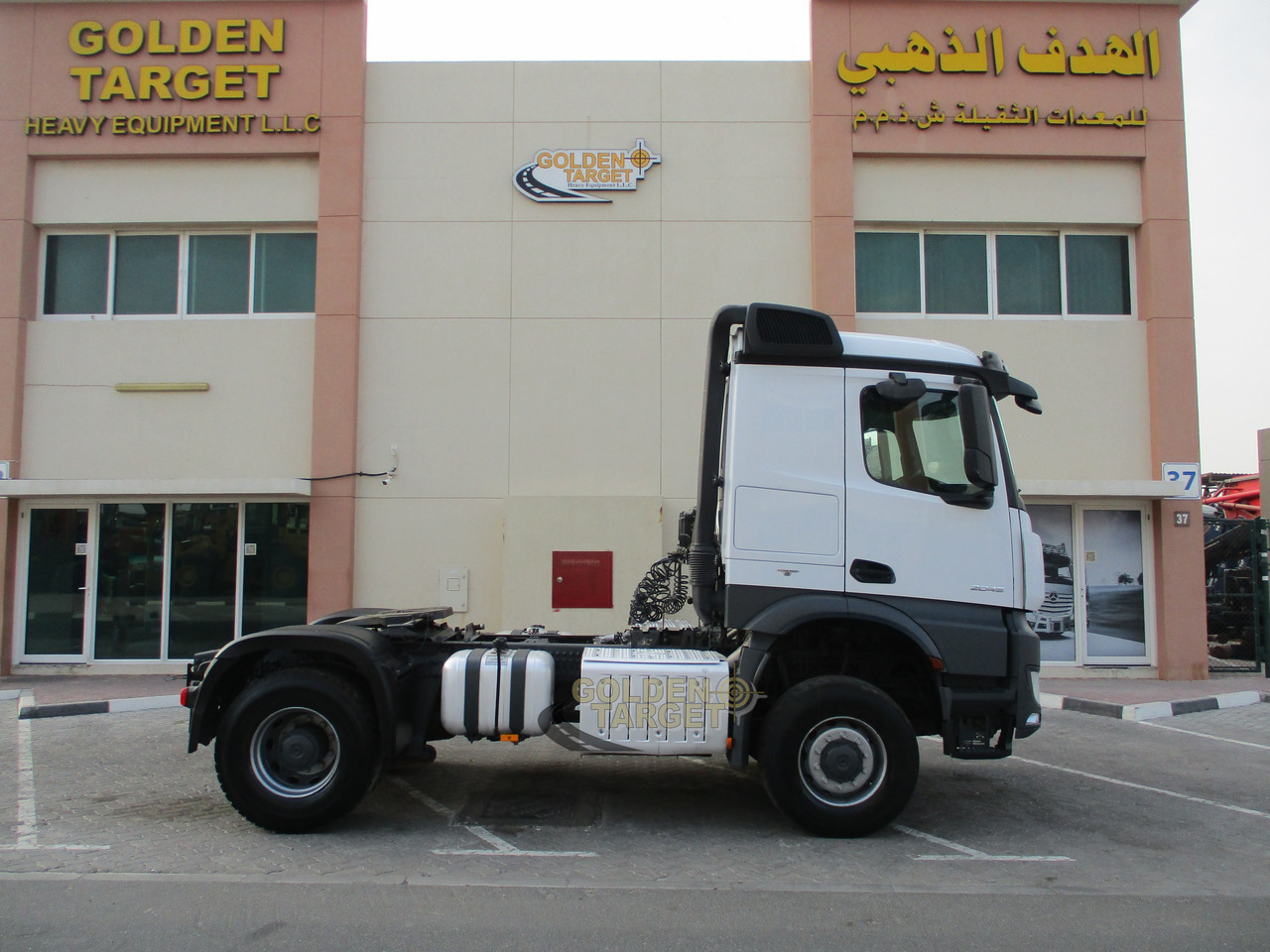 Mercedes-Benz Actros 2045 4x4 Head Truck - Tractor unit: picture 5 Mercedes-Benz Actros 2045 4x4 Head Truck - Tractor unit: picture 5