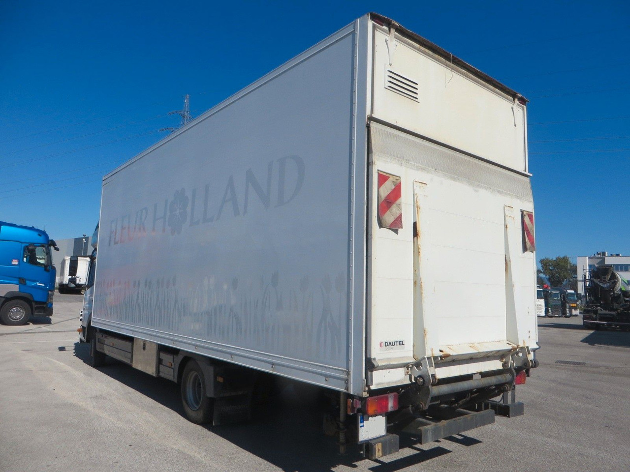 Mercedes-Benz Atego 1024 Box body with tail lift - Box truck: picture 4 Mercedes-Benz Atego 1024 Box body with tail lift - Box truck: picture 4