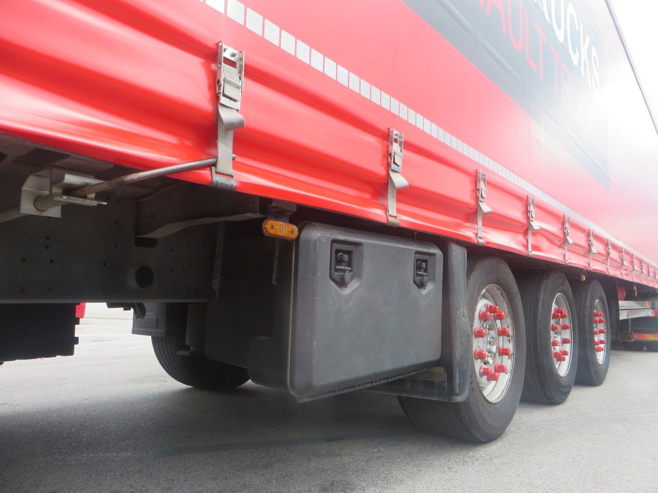 Curtainsider semi-trailer Schmitz Cargobull varios TILT SEMITRAILER -Renault image: picture 13