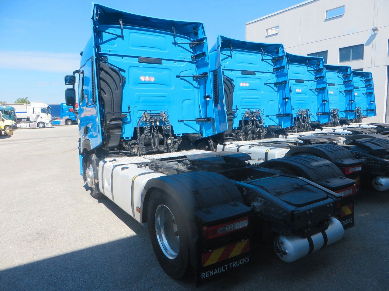 Tractor unit Renault T480 SC 4x2Tractor SELECTION: picture 7