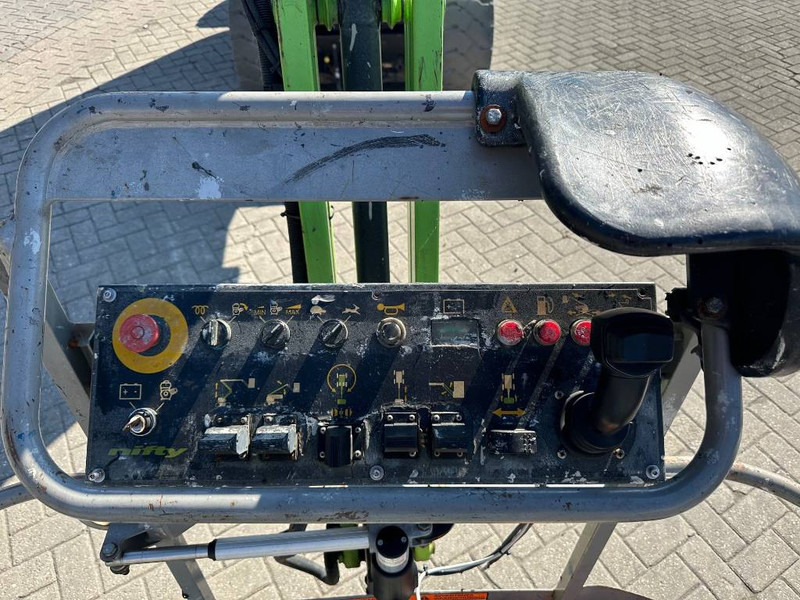 Niftylift HR 15 N D E - Articulated boom: picture 5 Niftylift HR 15 N D E - Articulated boom: picture 5