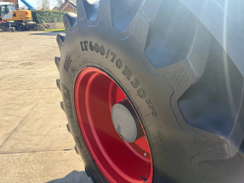 Fendt Vario 828 Profi plus 50 KM Vario 828 Profi plus 50 KM - Farm tractor: picture 5 Fendt Vario 828 Profi plus 50 KM Vario 828 Profi plus 50 KM - Farm tractor: picture 5