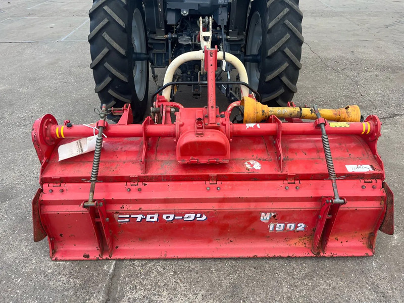 Tow tractor Iseki TG 53 F + Voorlader mini trekker frees: picture 19
