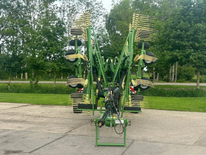 Krone Swadro TC 880 Plus Zwiller Hark - Tedder/ Rake: picture 2 Krone Swadro TC 880 Plus Zwiller Hark - Tedder/ Rake: picture 2