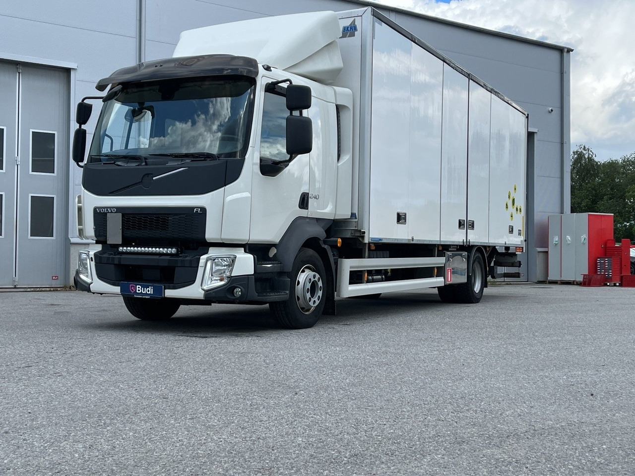 VOLVO FL 4X2 -2020 | - Box truck: picture 1 VOLVO FL 4X2 -2020 | - Box truck: picture 1