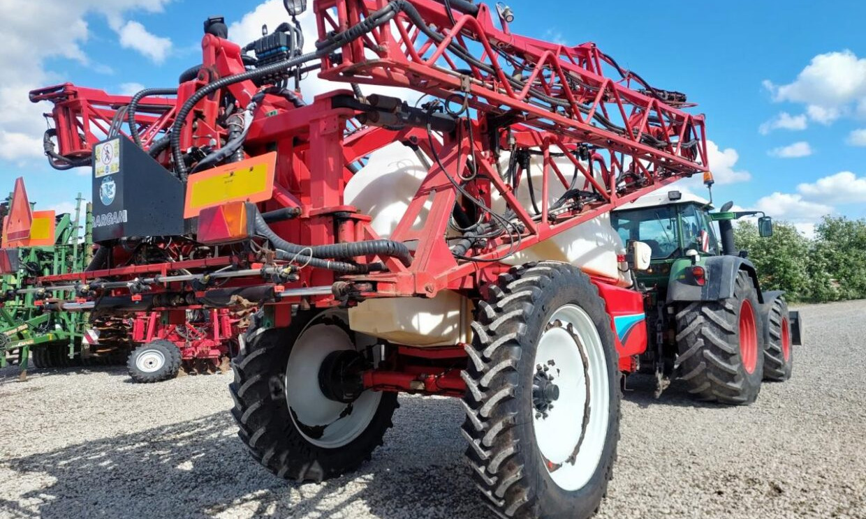 Bargam Compact 6200 - 24-36m med GPS - Trailed sprayer: picture 3 Bargam Compact 6200 - 24-36m med GPS - Trailed sprayer: picture 3