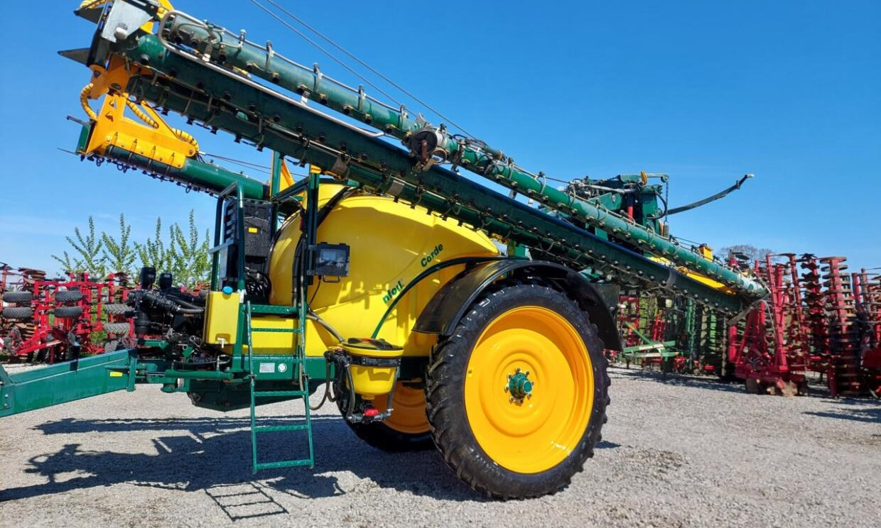 Danfoil Concorde 3000L 24-36m - Trailed sprayer: picture 1 Danfoil Concorde 3000L 24-36m - Trailed sprayer: picture 1