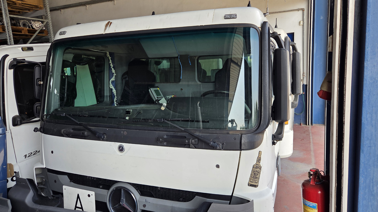 Cab MERCEDES-BENZ ACTROS MP1-MP2-MP3: picture 16