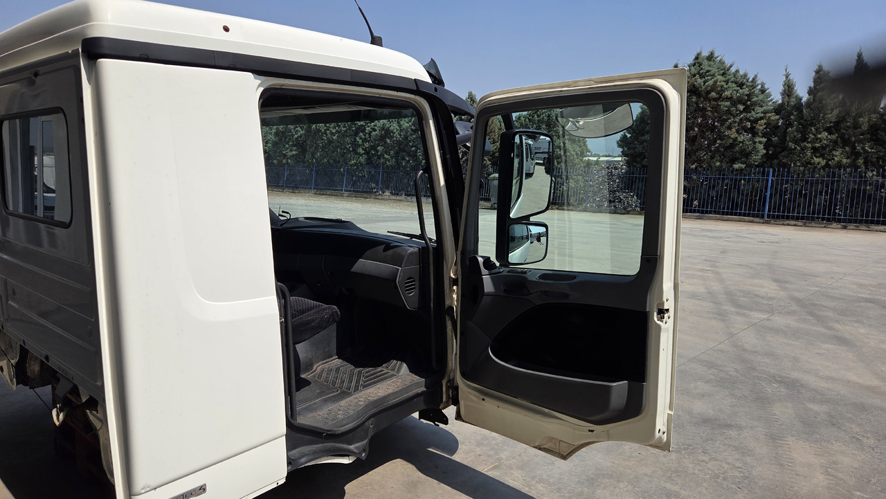 Cab MERCEDES-BENZ ACTROS MP1-MP2-MP3: picture 12