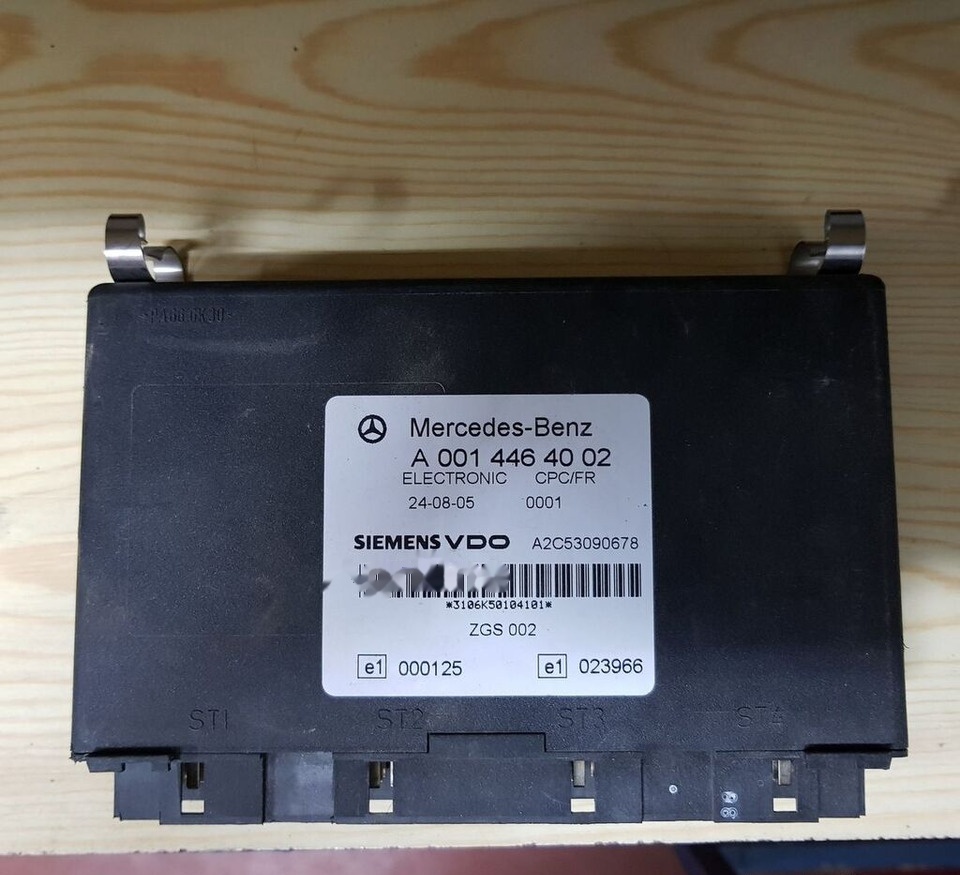 Mercedes-Benz A 001 446 26 17 Mercedes-Benz ACTROS MB2 - ECU for Truck: picture 4 Mercedes-Benz A 001 446 26 17 Mercedes-Benz ACTROS MB2 - ECU for Truck: picture 4
