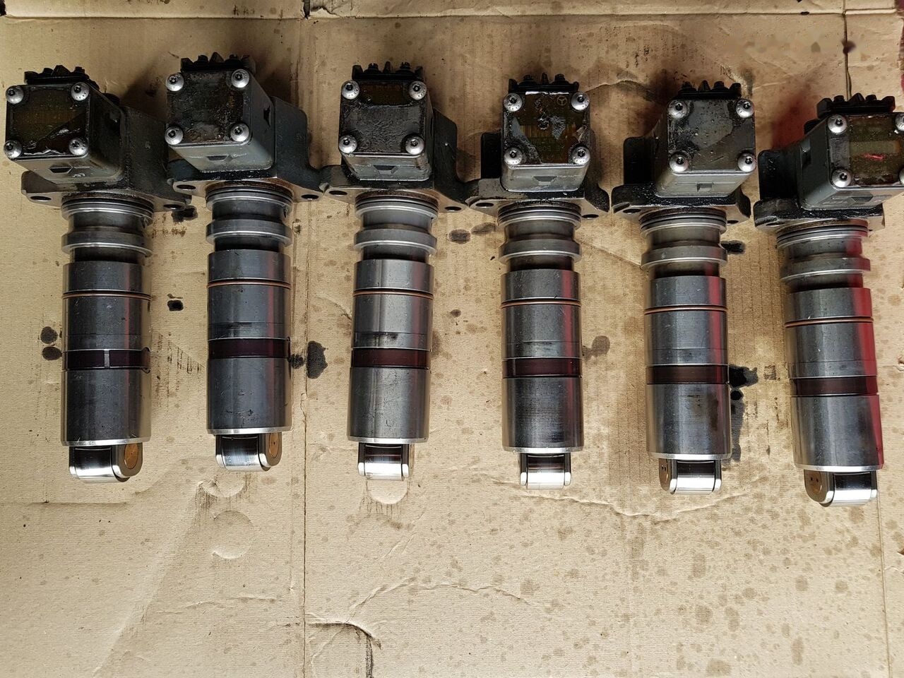 Fuel pump for Truck Mercedes-Benz ATEGO,ACTROS truck: picture 13
