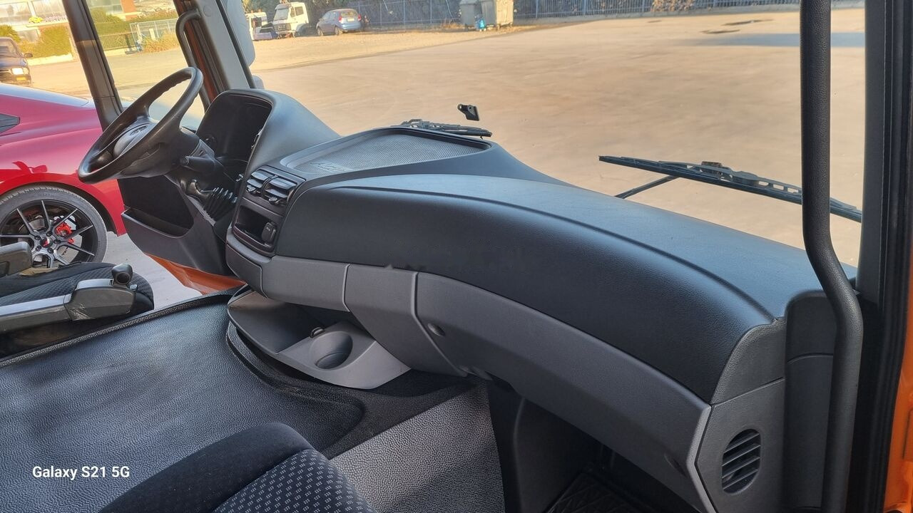 Mercedes-Benz CAB MERCEDES ACTROS MP3 MEDIUM 9436000020 Mercedes-Benz ACTROS MP3 - Cab for Truck: picture 5 Mercedes-Benz CAB MERCEDES ACTROS MP3 MEDIUM 9436000020 Mercedes-Benz ACTROS MP3 - Cab for Truck: picture 5