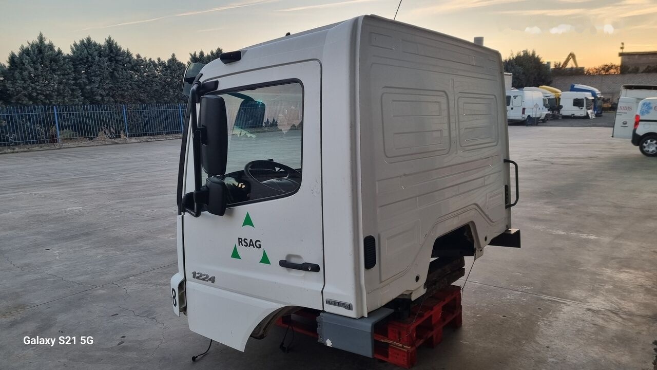 Mercedes-Benz MERCEDES ATEGO 2 A9736000020 Mercedes-Benz ATEGO 2 - Cab for Truck: picture 1 Mercedes-Benz MERCEDES ATEGO 2 A9736000020 Mercedes-Benz ATEGO 2 - Cab for Truck: picture 1