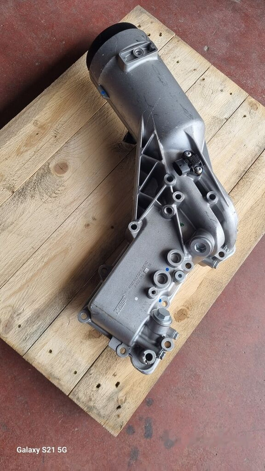 Mercedes-Benz OIL COOLER A 4571803110   Mercedes-Benz - Oil cooler for Truck: picture 5 Mercedes-Benz OIL COOLER A 4571803110   Mercedes-Benz - Oil cooler for Truck: picture 5