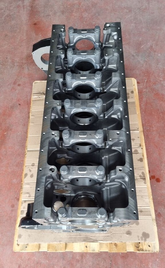 New Cylinder block for Truck Mercedes-Benz OM 460 LA A4600110601   Mercedes-Benz: picture 6