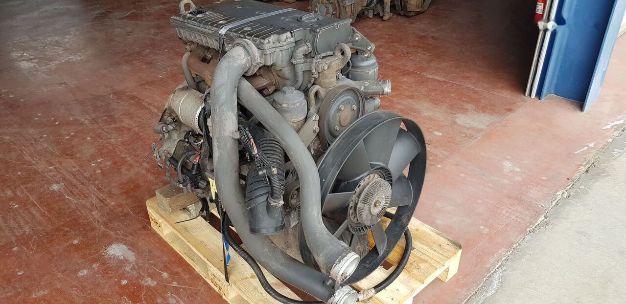 Engine for Truck Mercedes-Benz OM 904 LA   Mercedes-Benz ATEGO: picture 10