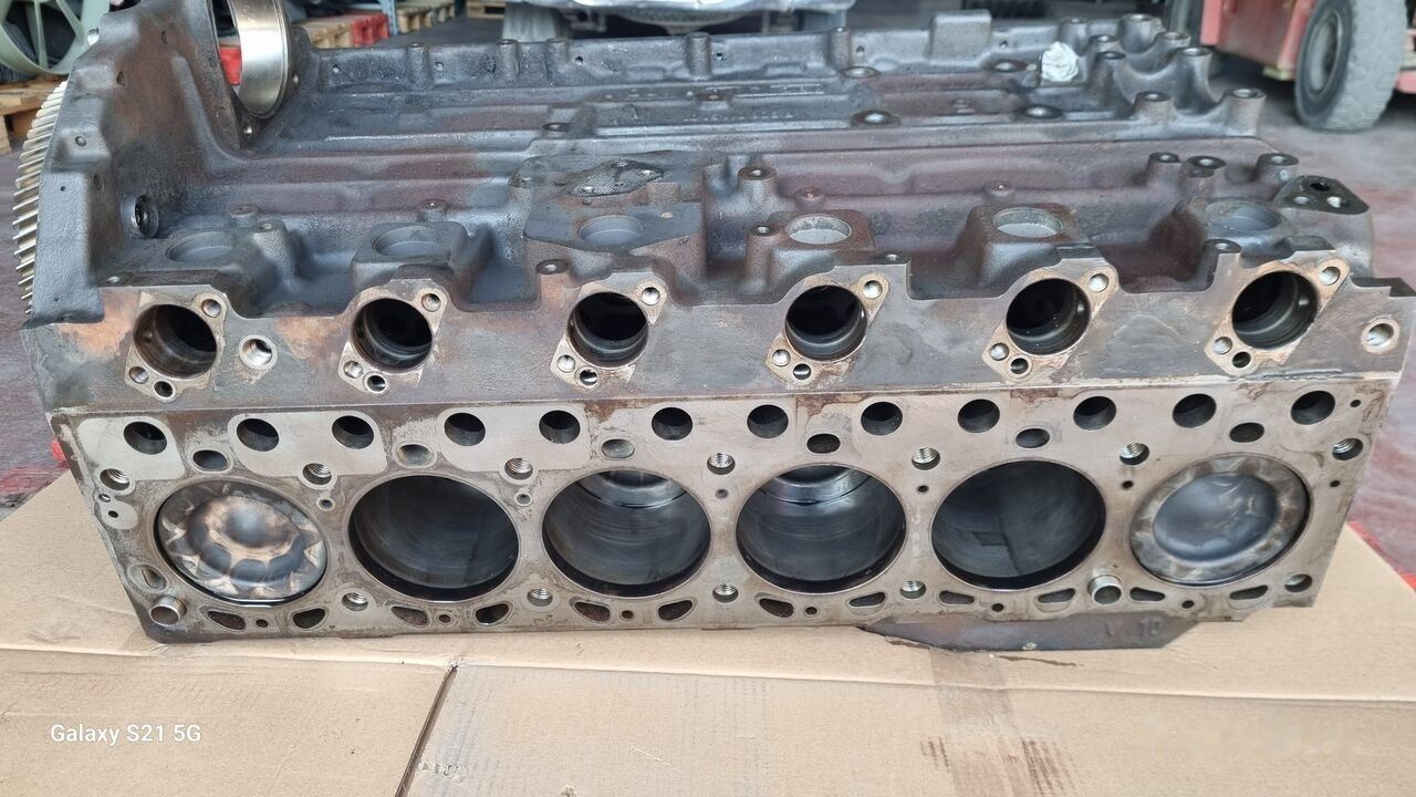 Mercedes-Benz SORT BLOCK OM 926 LA EURO 5,5 R9060115101 Mercedes-Benz AXOR - Cylinder block for Truck: picture 4 Mercedes-Benz SORT BLOCK OM 926 LA EURO 5,5 R9060115101 Mercedes-Benz AXOR - Cylinder block for Truck: picture 4