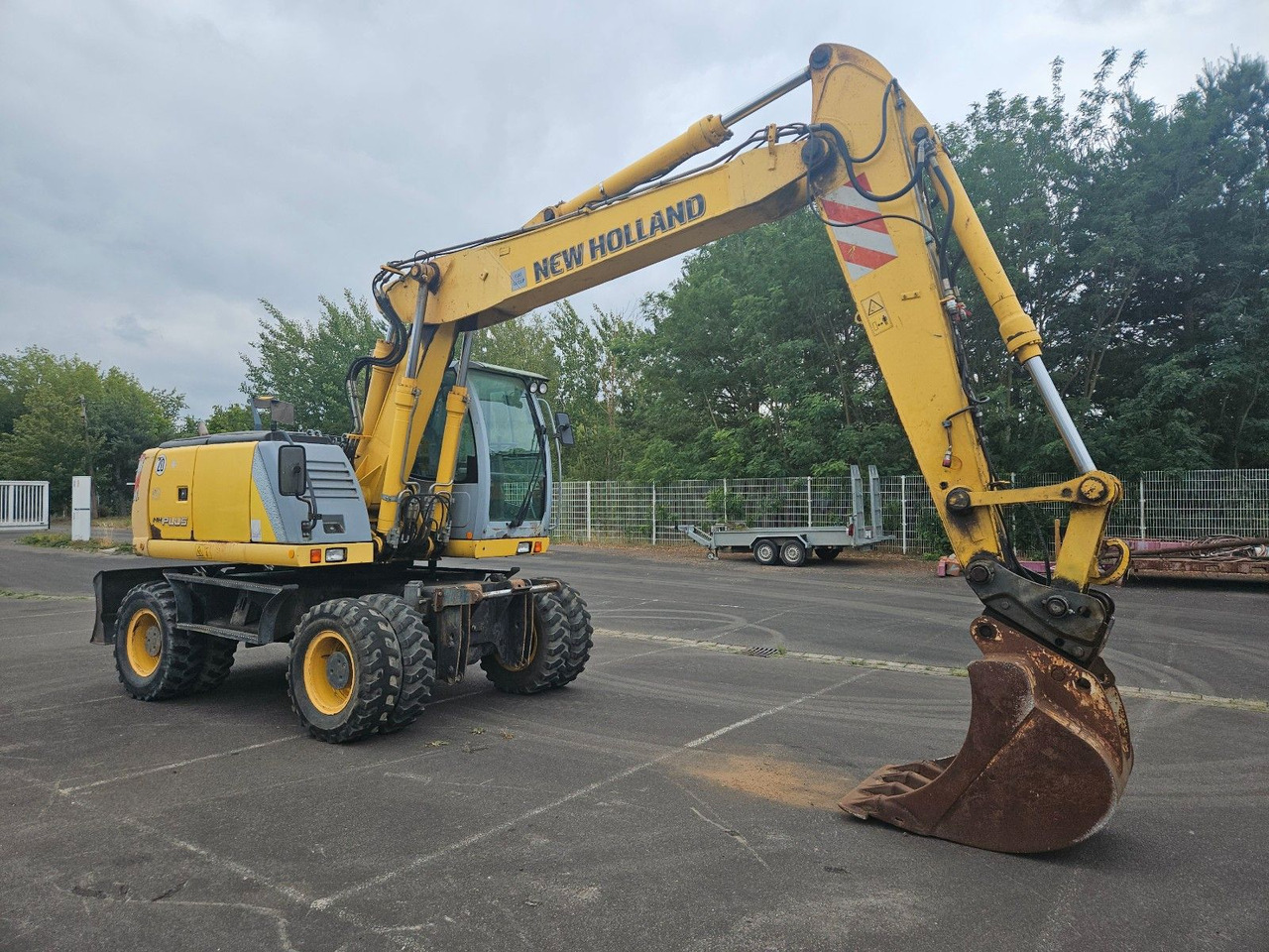 New Holland MH Plus 18t Mobilbagger - Wheel excavator: picture 1 New Holland MH Plus 18t Mobilbagger - Wheel excavator: picture 1