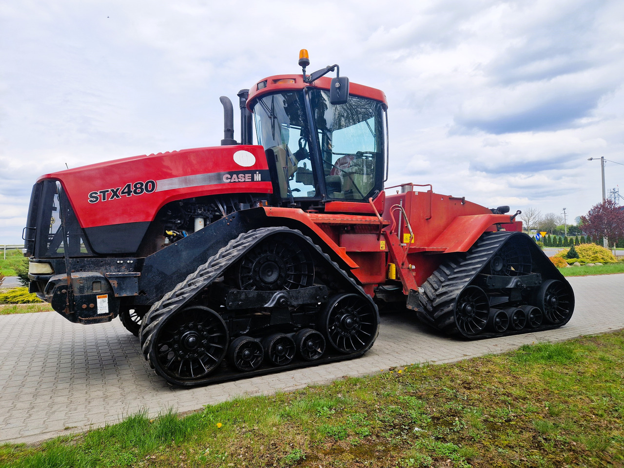 CASE 480 - Tracked tractor: picture 5 CASE 480 - Tracked tractor: picture 5