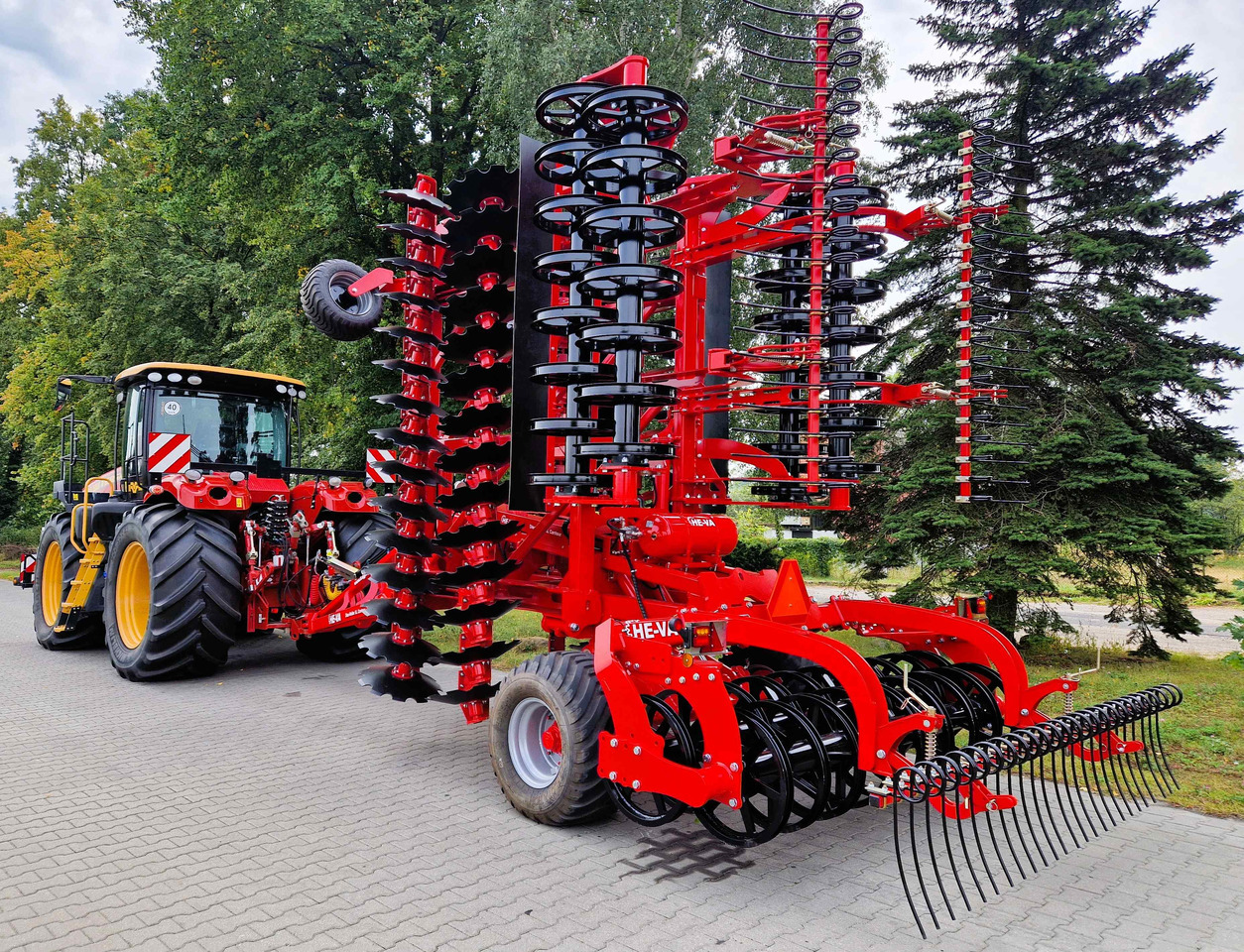 HE-VA Disc-Roller XL Contour 7,5m - Disc harrow: picture 2 HE-VA Disc-Roller XL Contour 7,5m - Disc harrow: picture 2