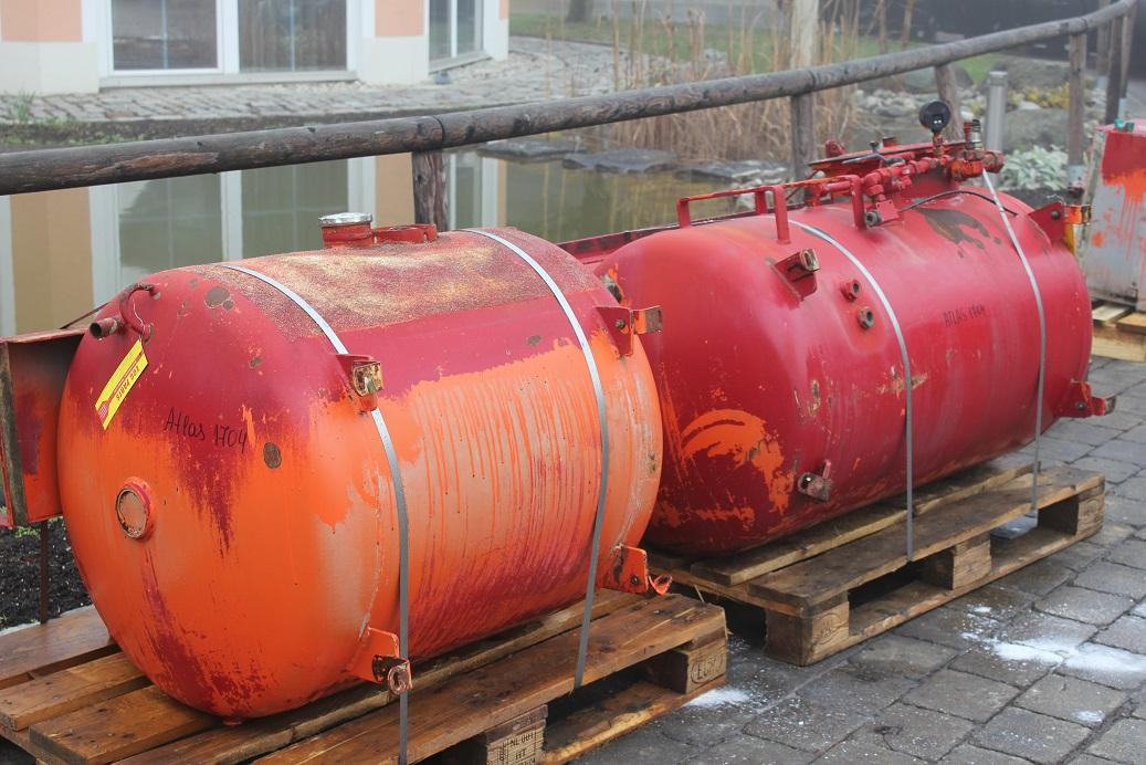Atlas 1704 LC - Hydraulic tank for Construction machinery: picture 2 Atlas 1704 LC - Hydraulic tank for Construction machinery: picture 2