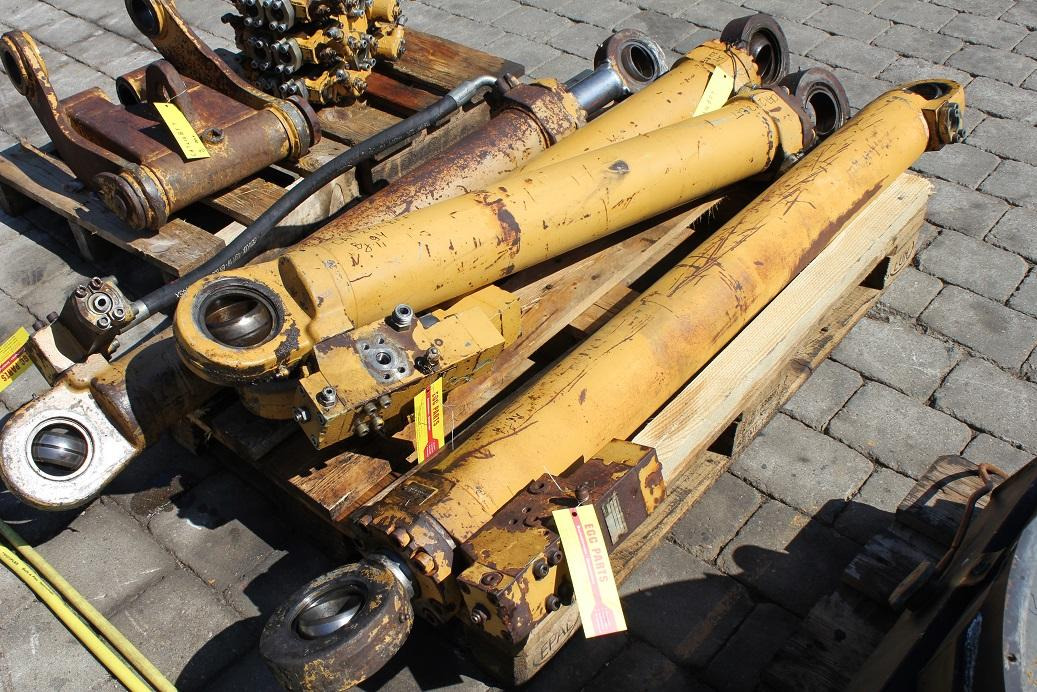 Hydraulic cylinder for Construction machinery Caterpillar 212 BFT: picture 6
