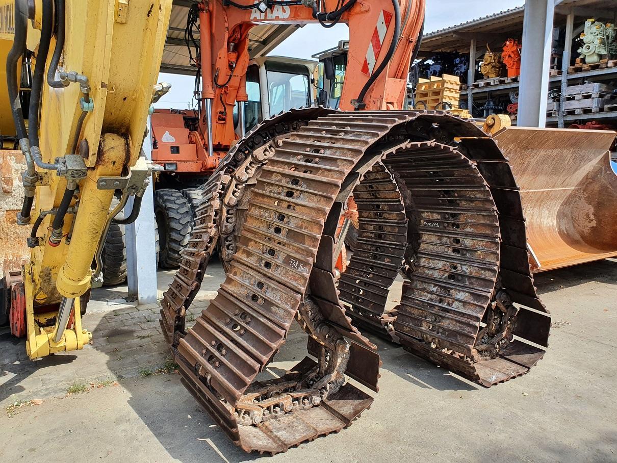 Furukawa 738 LS - Track for Construction machinery: picture 1 Furukawa 738 LS - Track for Construction machinery: picture 1