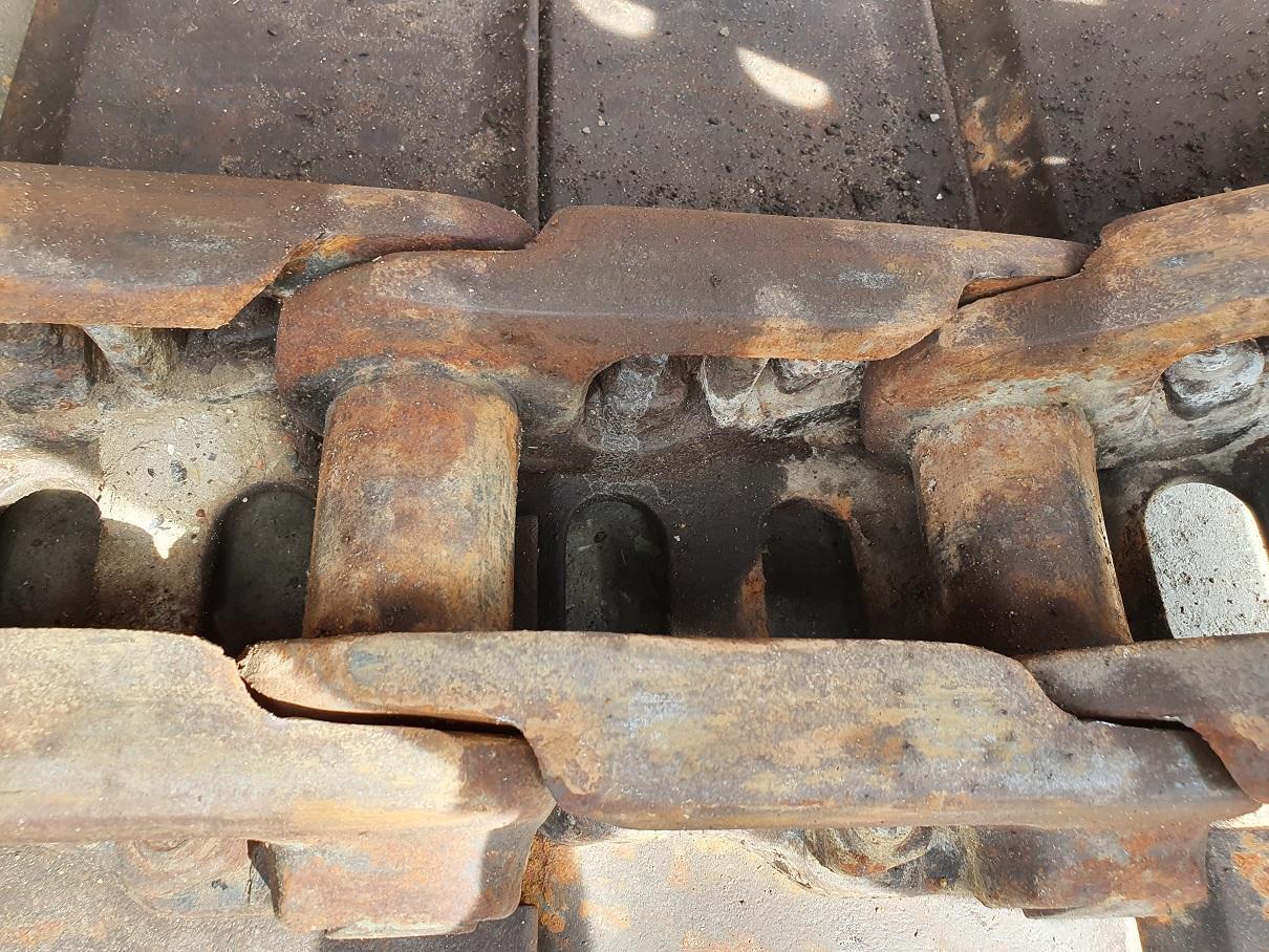 Furukawa 738 LS - Track for Construction machinery: picture 3 Furukawa 738 LS - Track for Construction machinery: picture 3