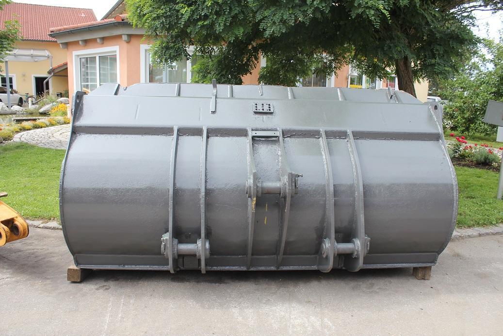 Hanomag 60E - Loader bucket: picture 2 Hanomag 60E - Loader bucket: picture 2