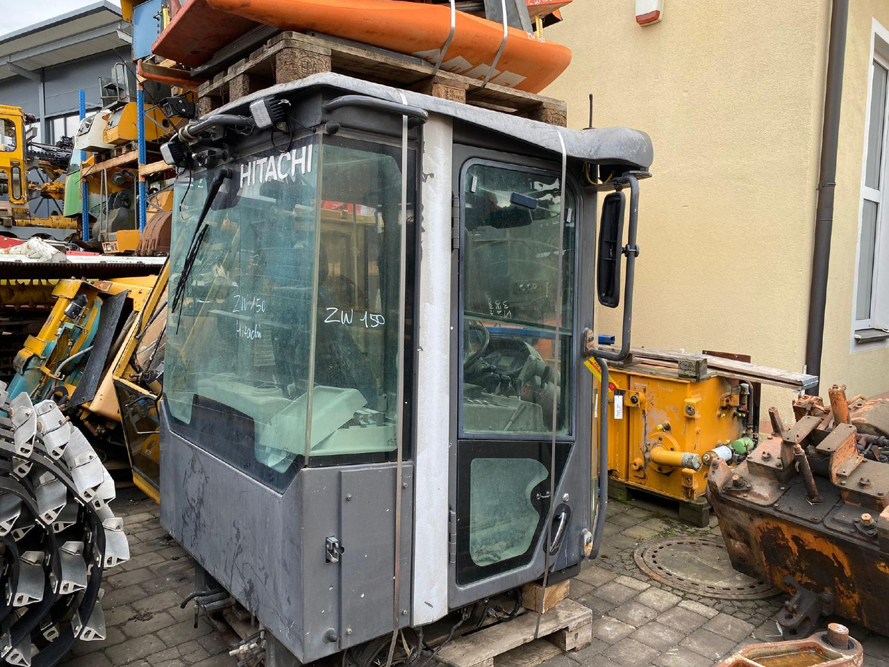 Hitachi ZW 150 - Cab for Excavator: picture 2 Hitachi ZW 150 - Cab for Excavator: picture 2