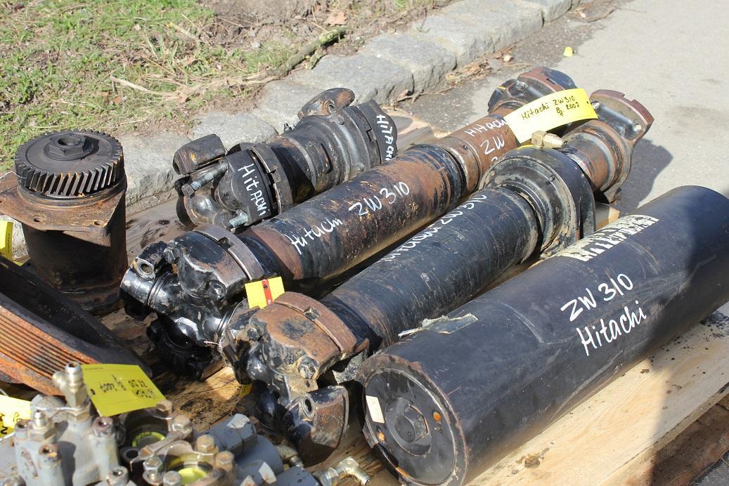 Hitachi ZW 310 - Propeller shaft for Wheel loader: picture 3 Hitachi ZW 310 - Propeller shaft for Wheel loader: picture 3